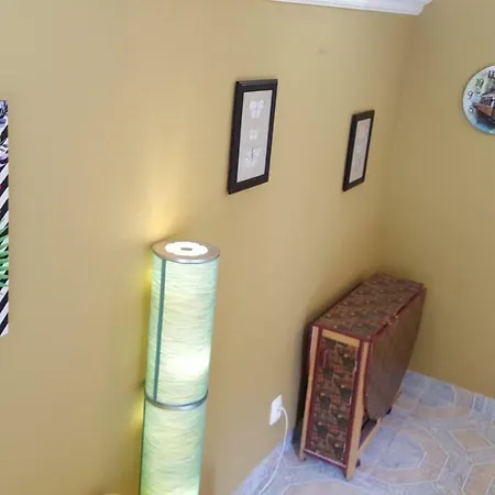Apartman Cozy Studio With Garden