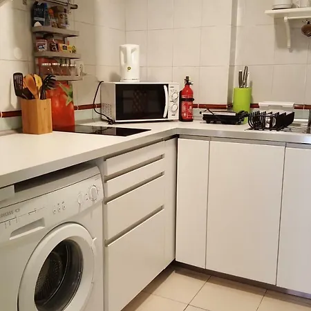 Apartman Cozy Studio With Garden *