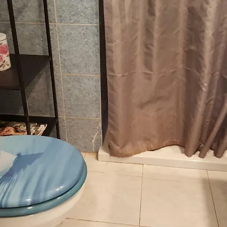 Apartman Cozy Studio With Garden