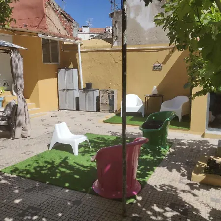 Apartamento Cozy Studio With Garden